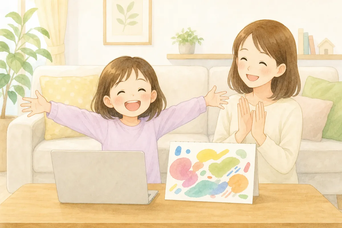 完成したプログラミング作品をうれしそうに見せる小学生の女の子とママ